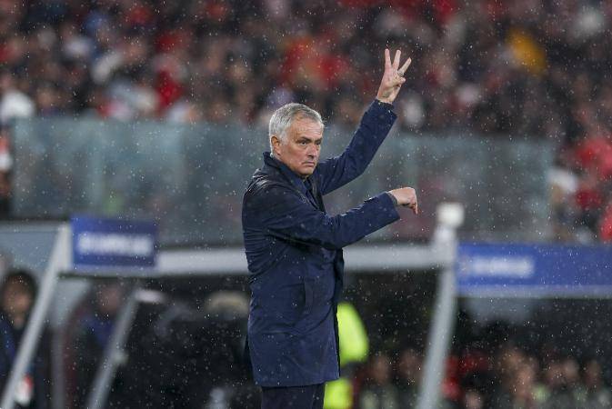 ballbet体育官网-包含本菲卡赛前止住颓势波尔图围绕亚冠扳平良机，勒沃库森迎荷甲关键赛瞬间刷屏的词条-ballbet体育官网